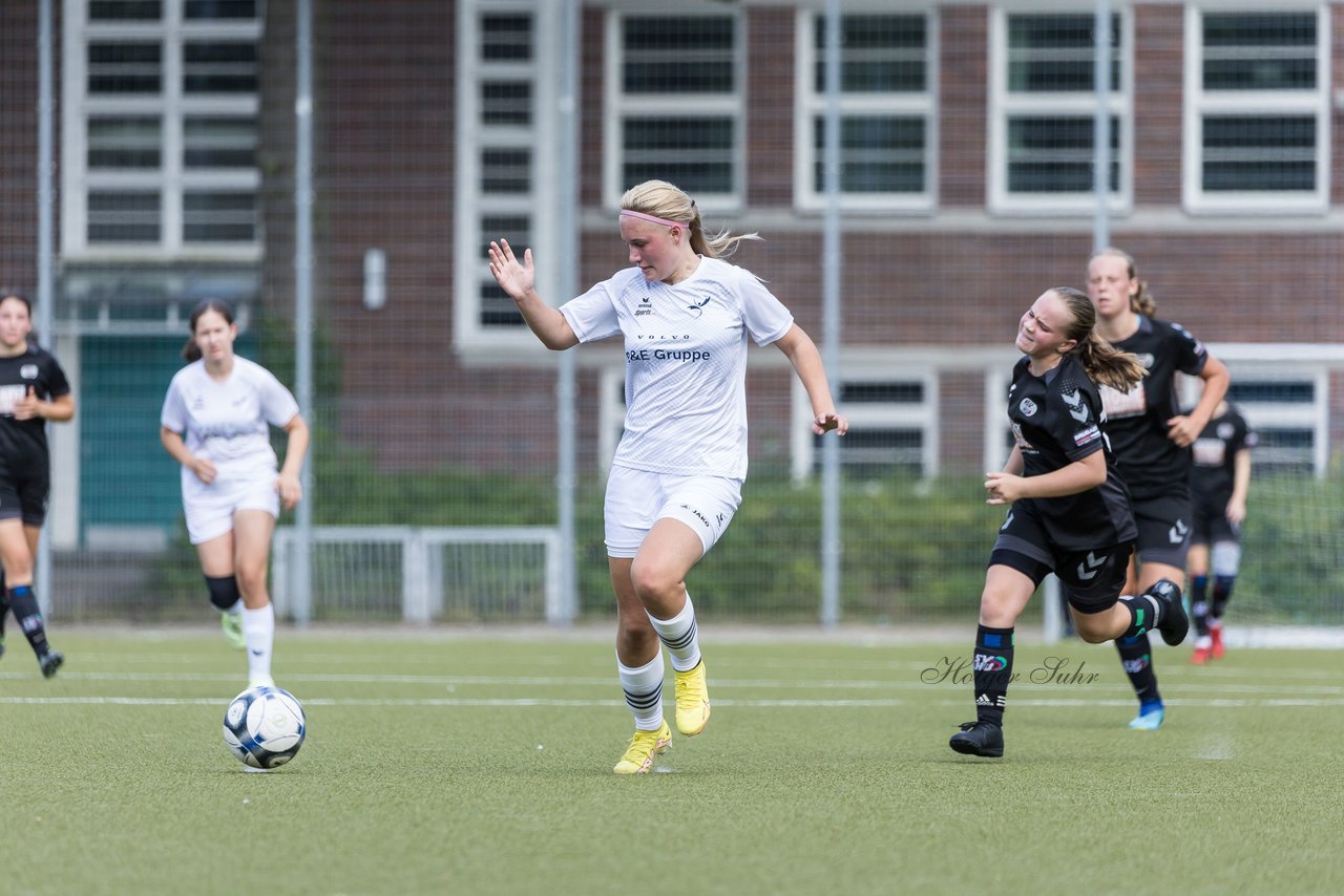 Bild 96 - wBJ Alstertal-Langenhorn - SV Henstedt-Ulzburg : Ergebnis: 4:1